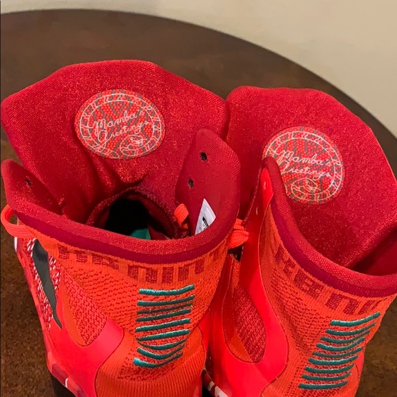 Nike Kobe 9 Elite Christmas Size 9 No box - Picture 3 of 4